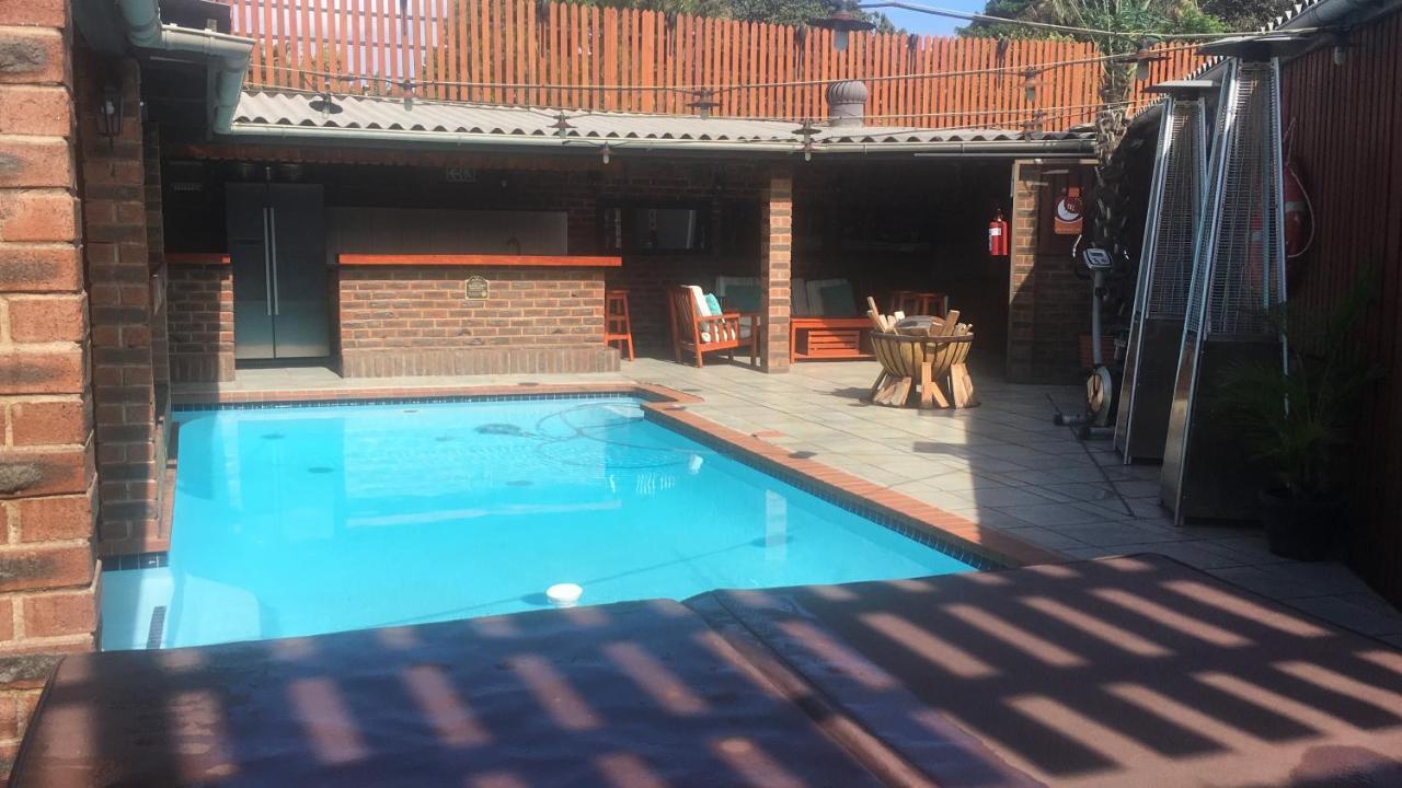 The Travel Inn Durban Exterior foto