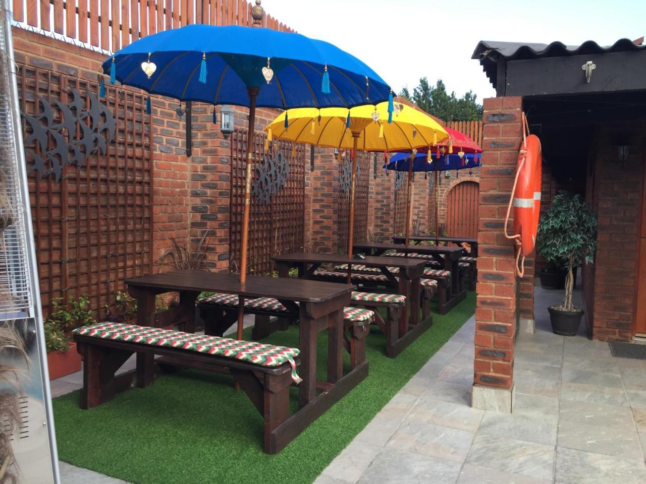 The Travel Inn Durban Exterior foto